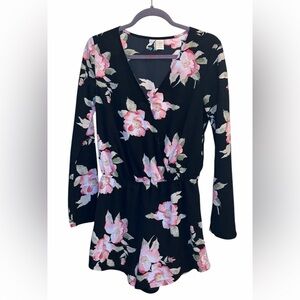 Mimi Chica Floral Romper Size M